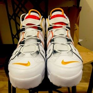 Nike Uptempo Air More